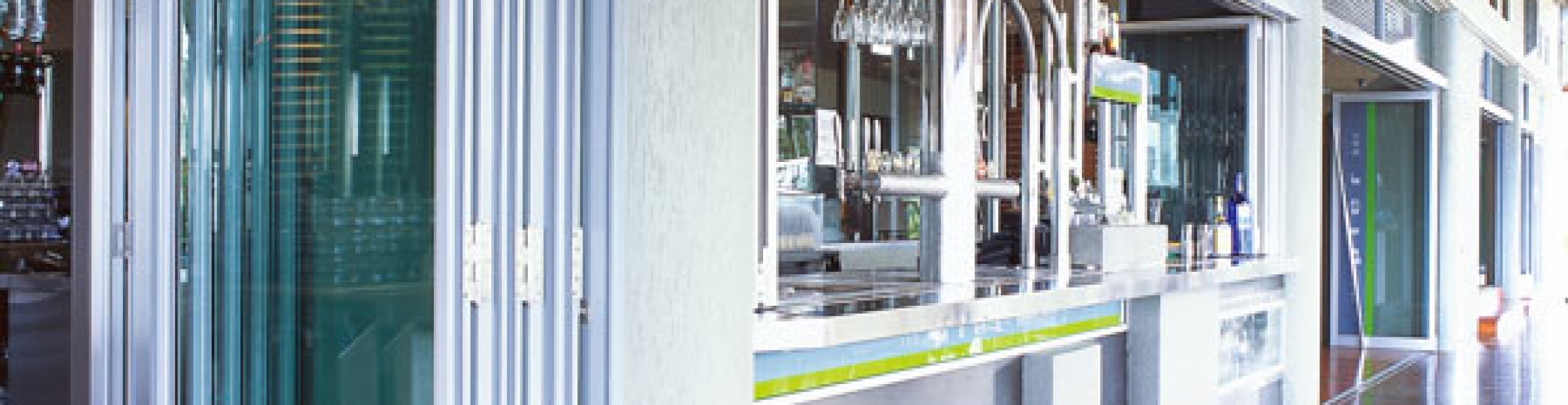 Commercial Exterior Folding Door ApplicationAluminum Aluminum